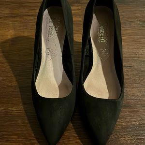 Black sandals
